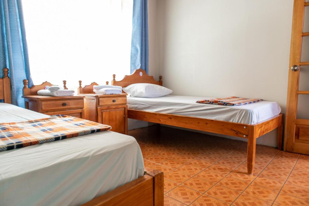 Hostel Bouganvilia Bed And Breakfast Сан-Рамон Екстер'єр фото