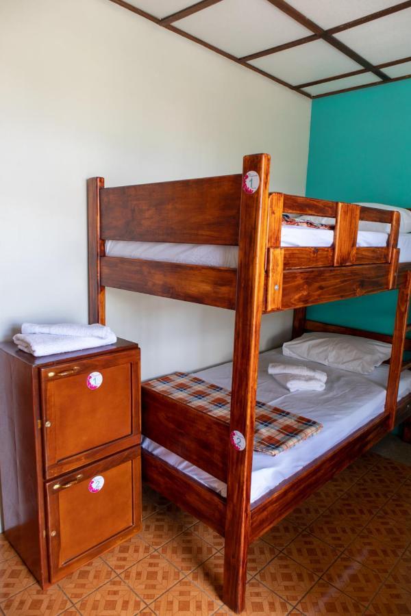 Hostel Bouganvilia Bed And Breakfast Сан-Рамон Екстер'єр фото